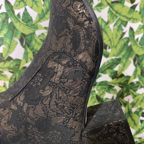 NWT Unisa  Unkiannaa Brocade   Ankle Boot Sz 10 - Picture 6 of 11